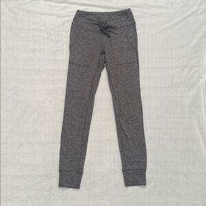 Size XS Aerie - Chill Play Move Grey Legging With Pockets  OFFLINE / AE